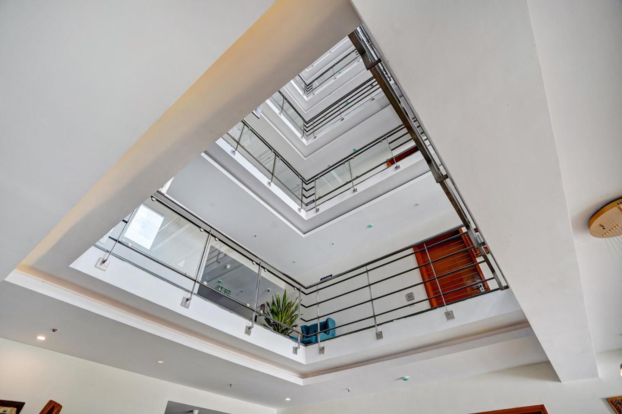 Astra Hotels & Suites - Marathalli Bangalore Bagian luar foto