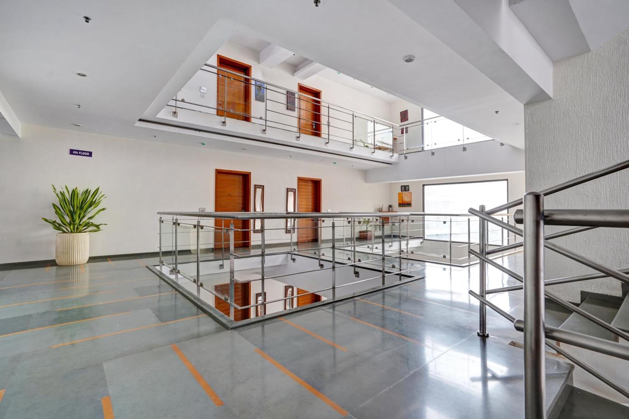 Astra Hotels & Suites - Marathalli Bangalore Bagian luar foto