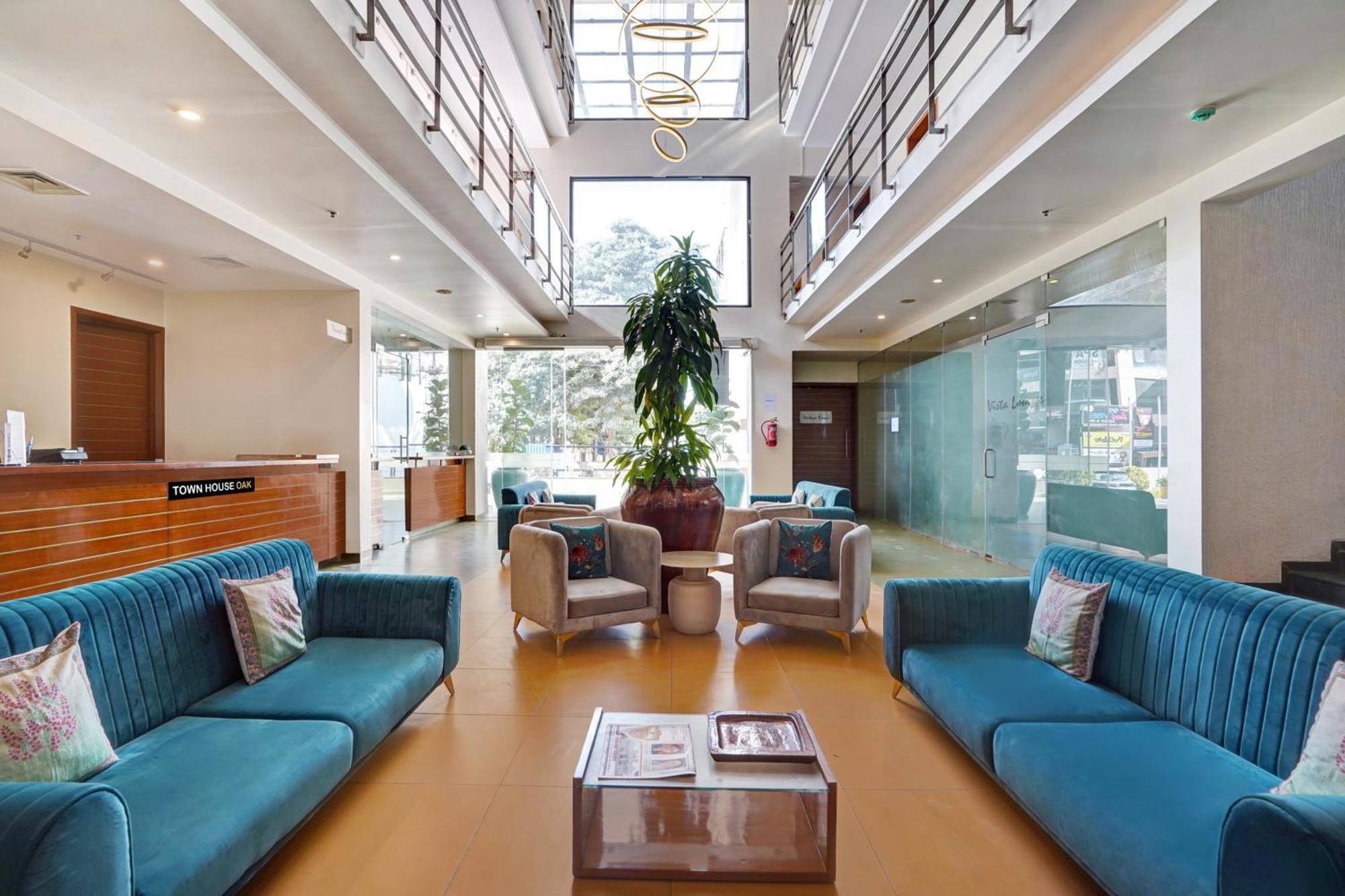 Astra Hotels & Suites - Marathalli Bangalore Bagian luar foto